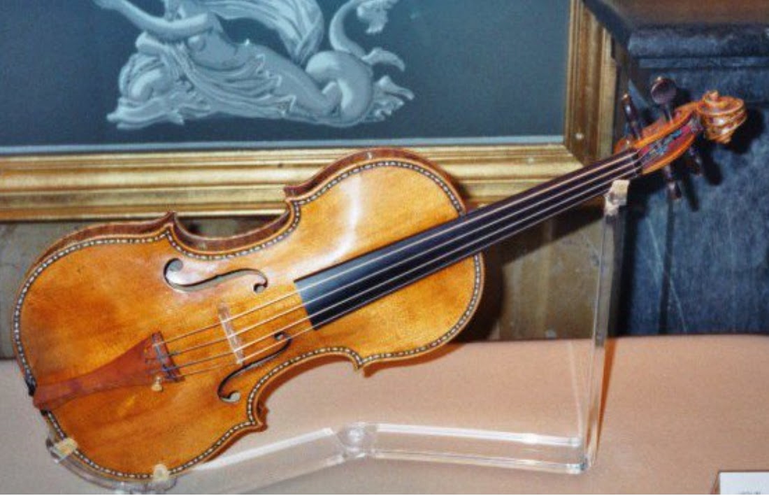 Concert violinist Erica Morini’s violin has never been recovered