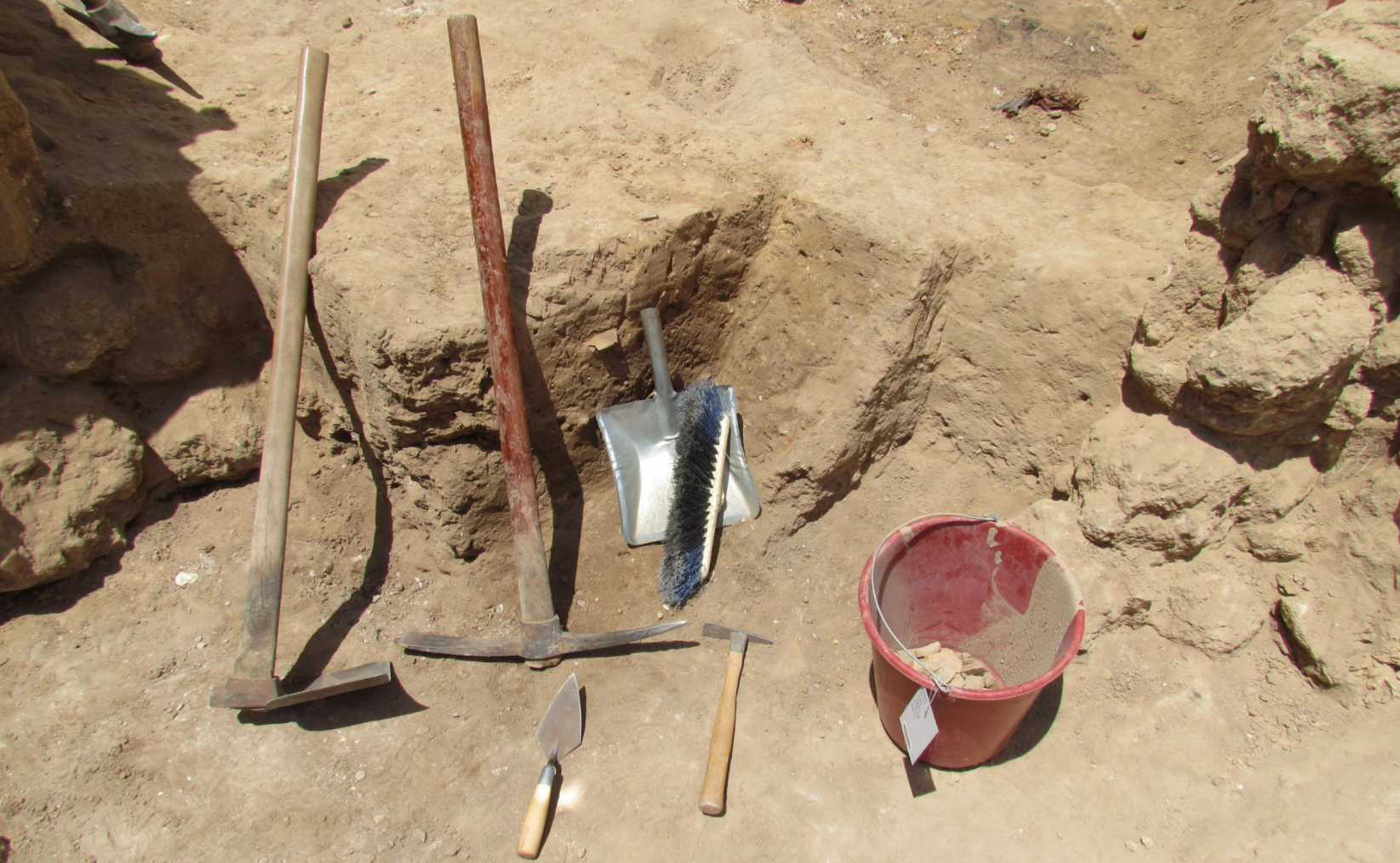 archeology tools