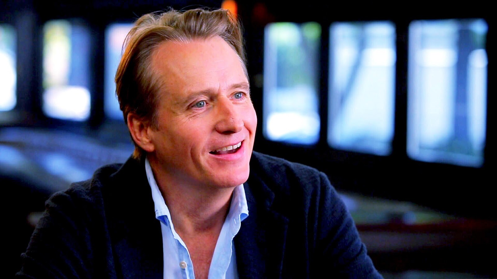 Linus Roache