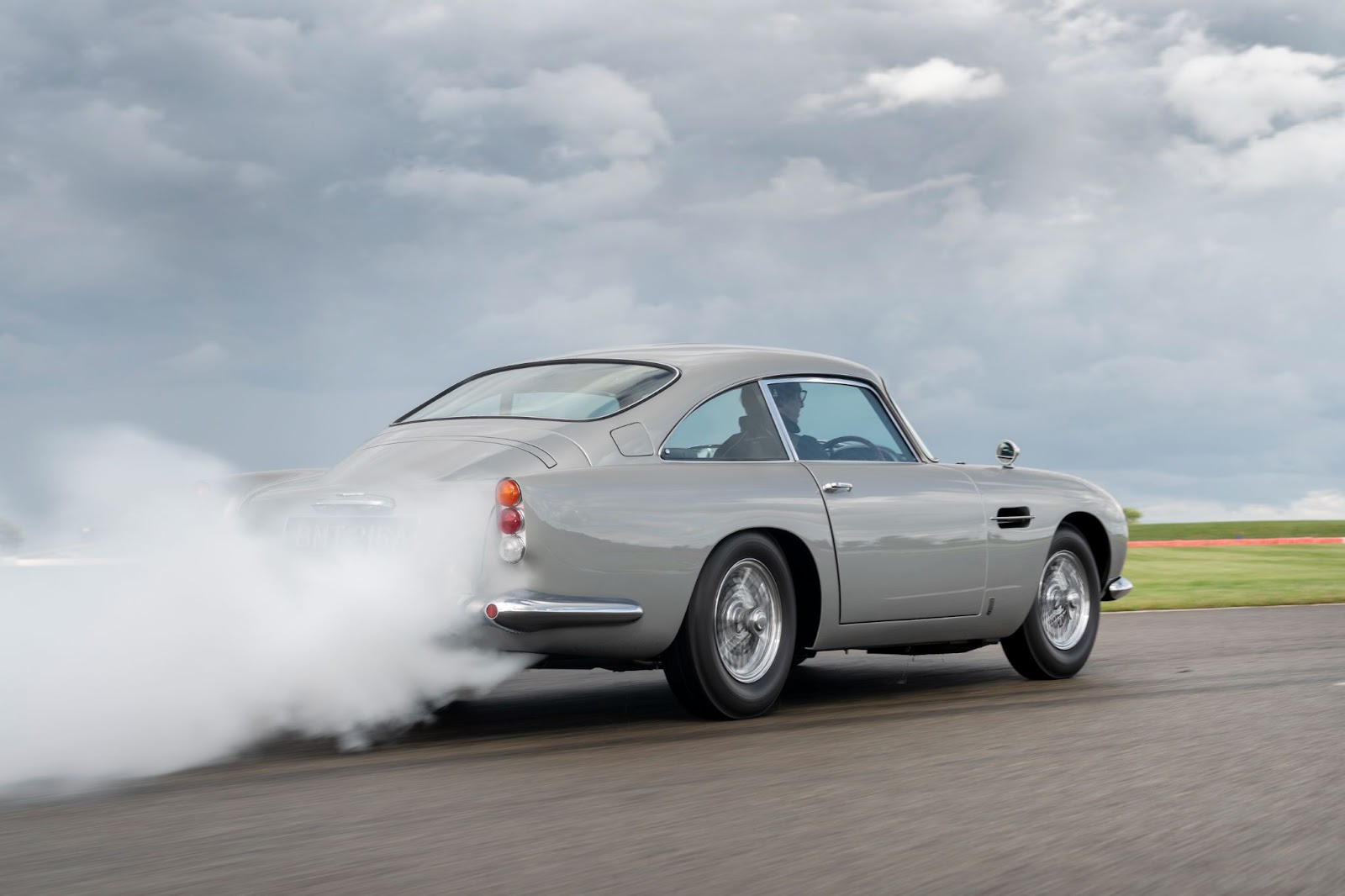 Aston Martin DB5 Goldfinger Continuation Series