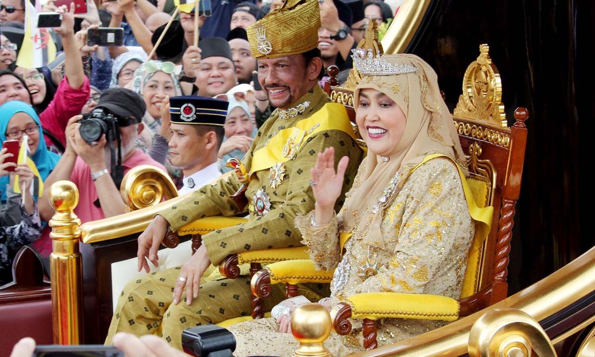 The Sultan of Brunei has 7,000 cars