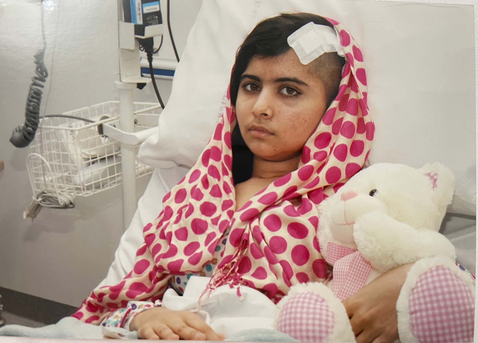 Malala Yousafzai: Schoolgirl True Superhero