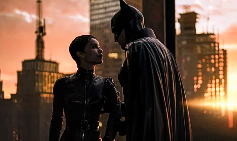 Robert Pattinson and Zoe Kravitz star as Batman and Catwoman in The Batman 