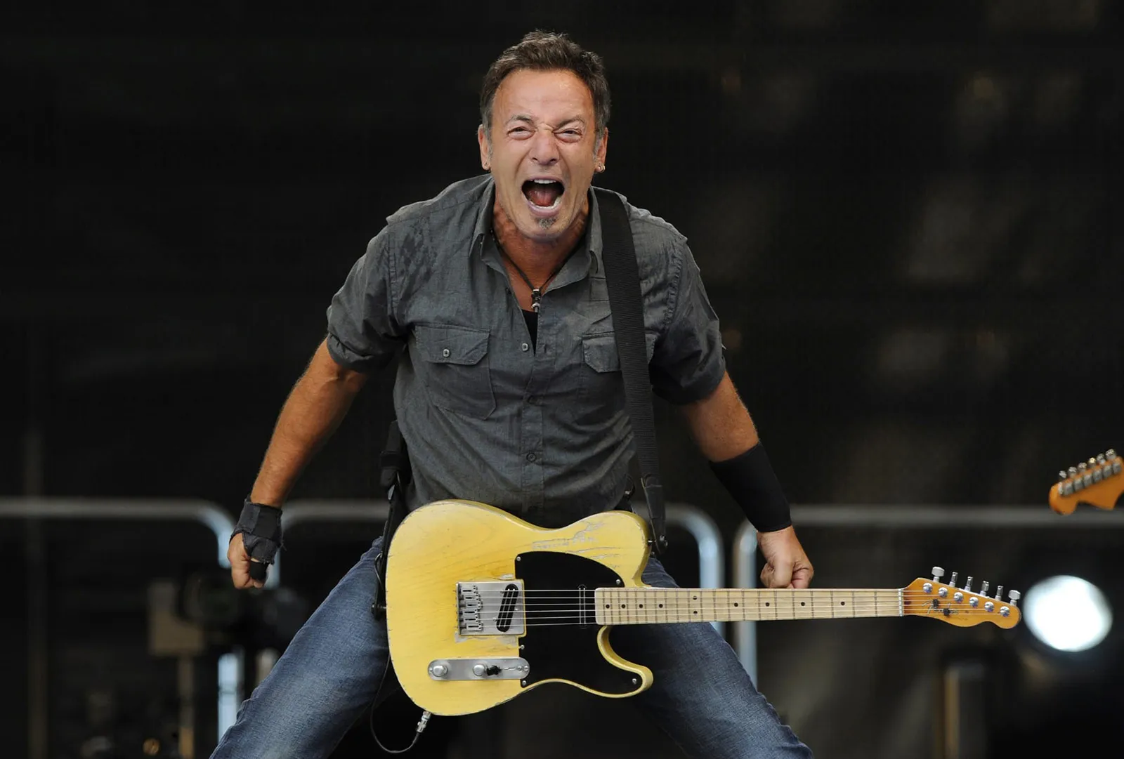 Bruce Springsteen: The Boss of True Superheroes 