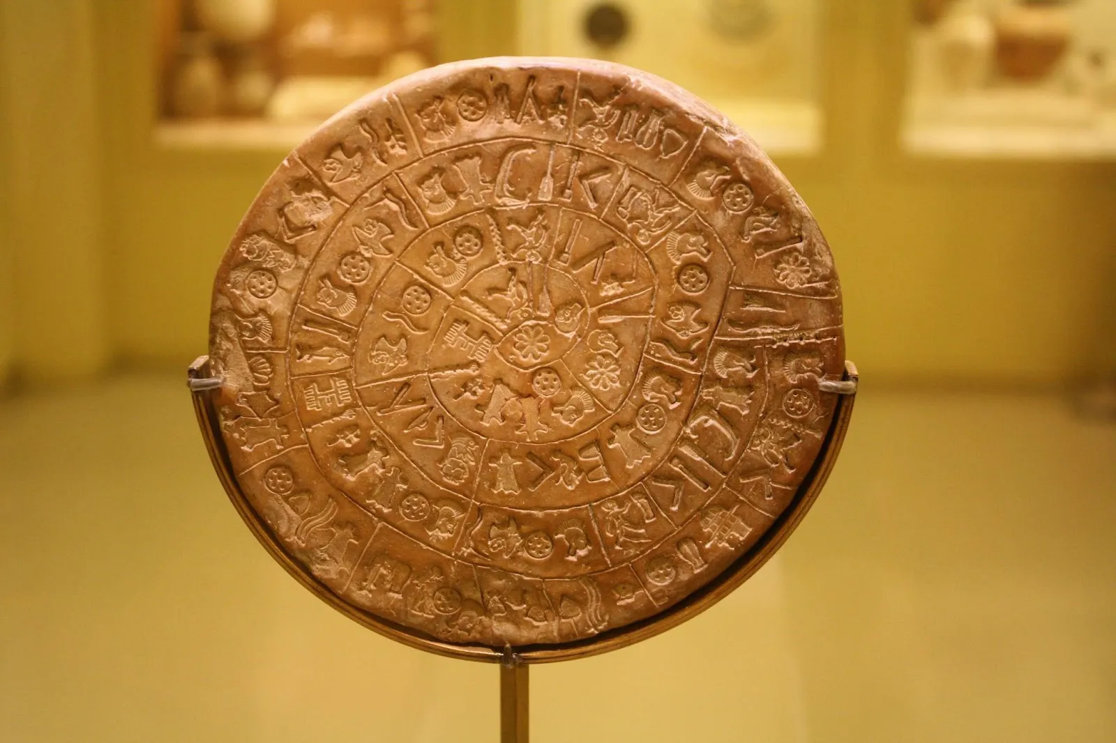  Phaistos Disc 