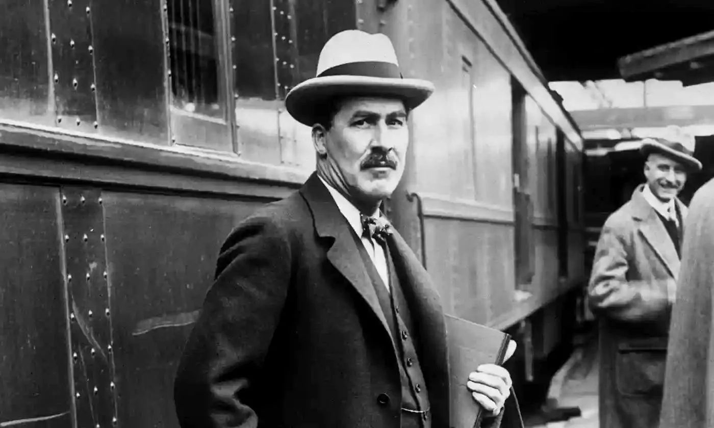 Howard Carter, the archeologist who found King Tuts tomb