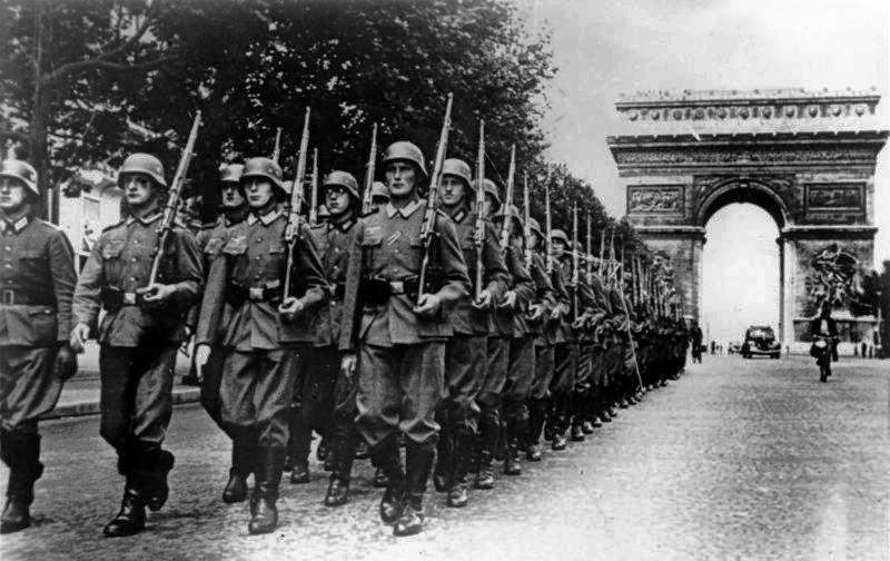 The German Army marches on Paris in 940