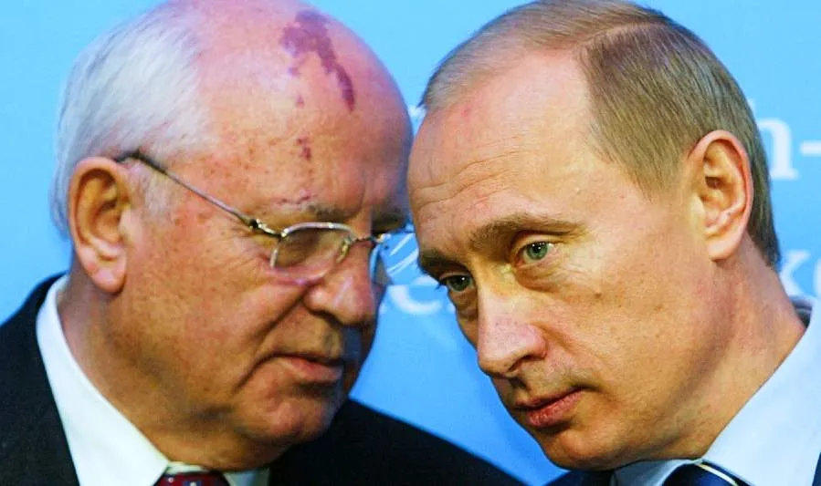 Mikhail Gorbachev and Vladimir Putin